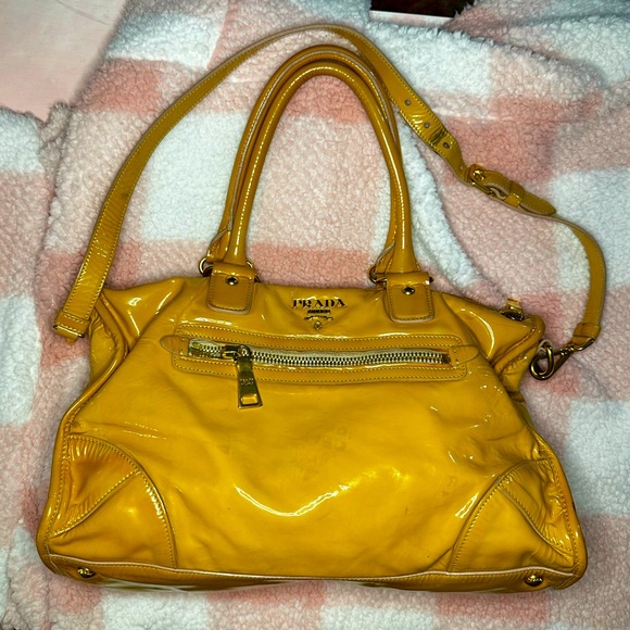 PRADA Crossbody 2way handbag Patent Yellow Enamel Leather - Picture 1 of 17